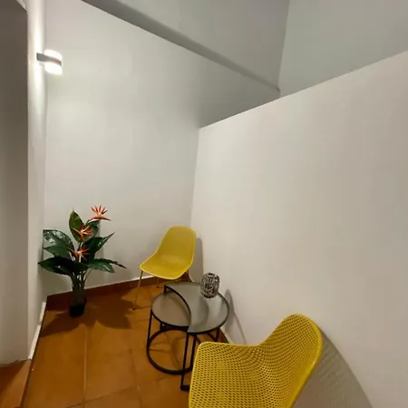 Historical Centre! Private Terrace & Gym-near Public Parking Málaga