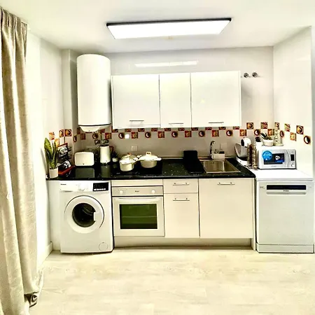 Historical Centre! Private Terrace & Gym-near Public Parking * Màlaga
