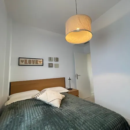 Apartmán Historical Centre! Private Terrace & Gym-near Public Parking