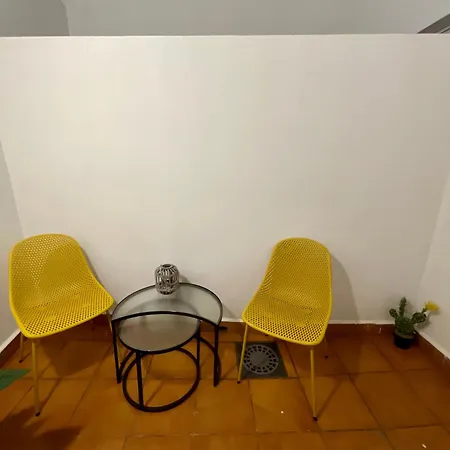 Apartmán Historical Centre! Private Terrace & Gym-near Public Parking