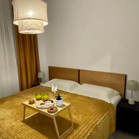 Historical Centre! Private Terrace & Gym-near Public Parking Apartmán *