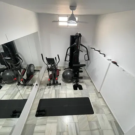Historical Centre! Private Terrace & Gym-near Public Parking Apartmán
